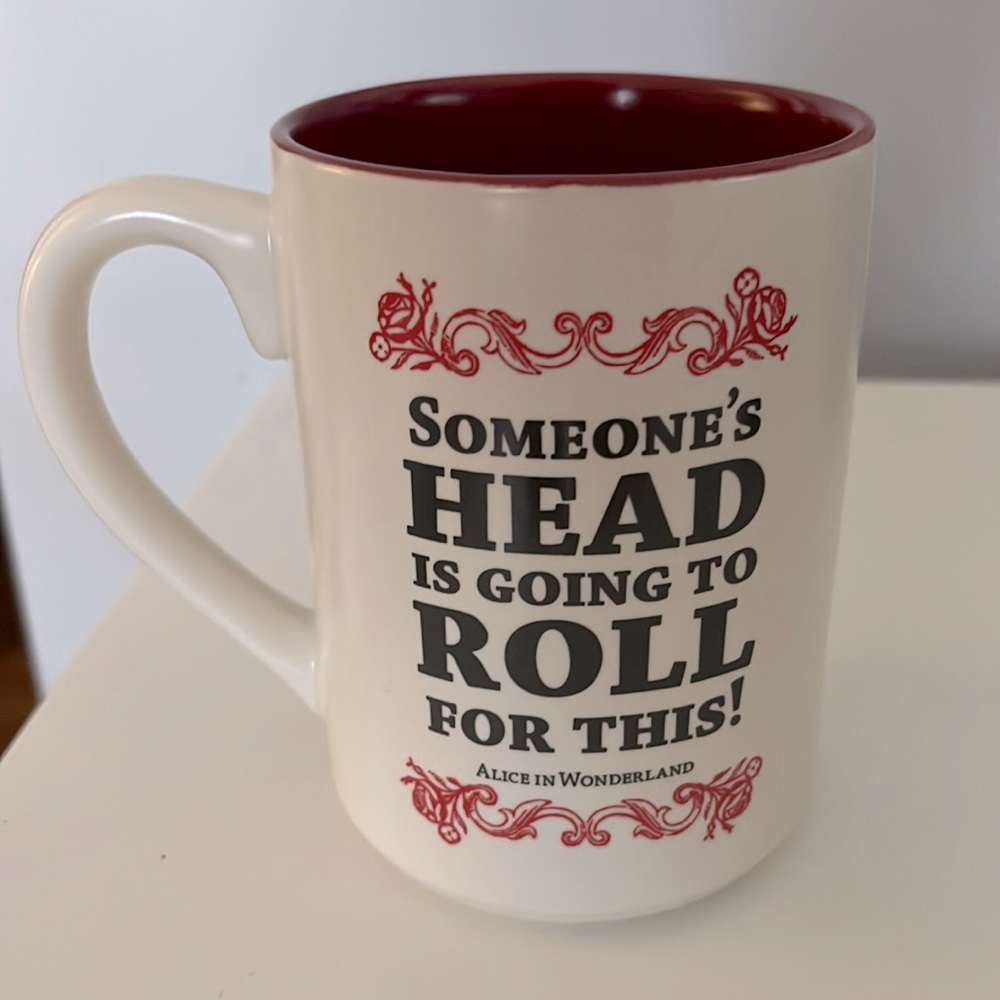 Alice in Wonderland Queen of Hearts quote mug